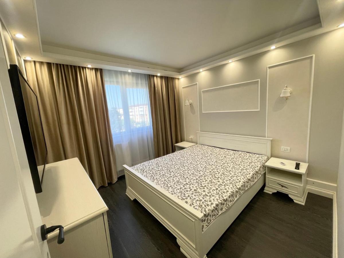 White Residence Craiova Exterior photo